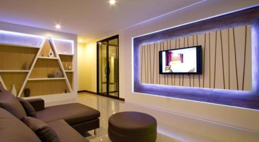 The Rice Hotel Roi Et Bagian luar foto