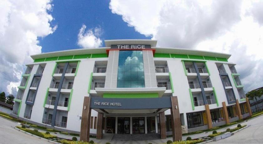 The Rice Hotel Roi Et Bagian luar foto