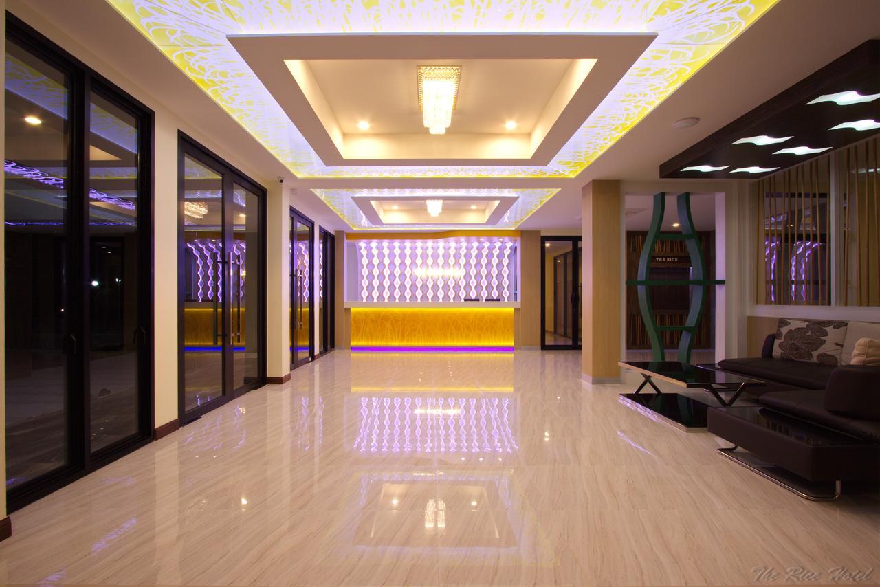 The Rice Hotel Roi Et Bagian luar foto