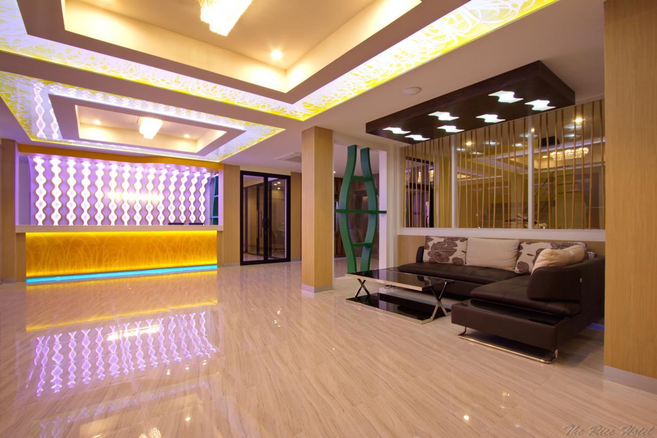 The Rice Hotel Roi Et Bagian luar foto